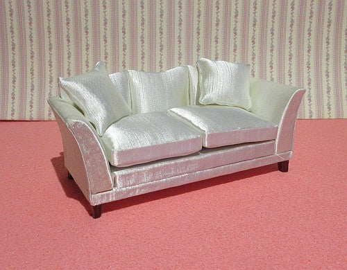 Sofa Class. cream silke