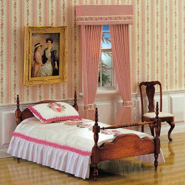 Enkelt seng KIT naturtræ uden pude og sengetæppe