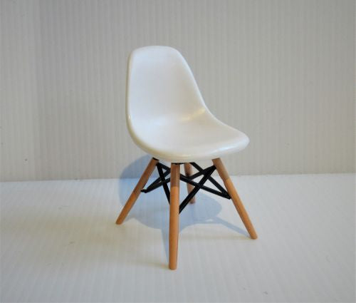 Charles & Ray Eames, DSW spisebordsstol hvid