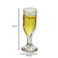 2 glasses of champagne