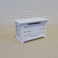 Toy box, white lacquered