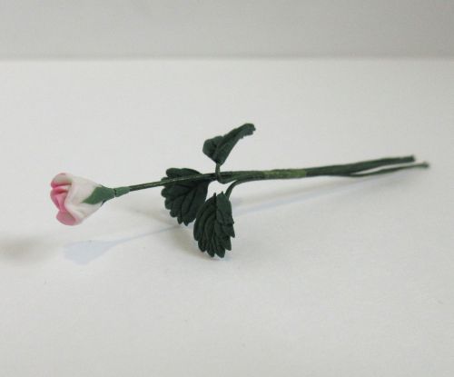 Pink / white rose m/ blade, fimo