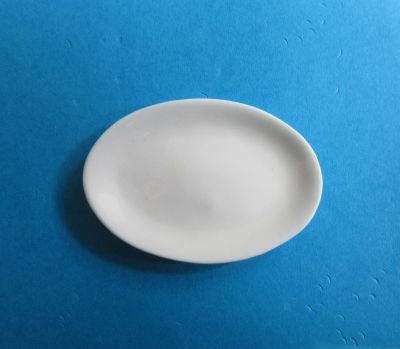 Oval fad, hvid porcelæn