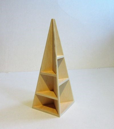 Pyramide deco-tårn ubh. H: 17 x 6,5 x 6,5 cm