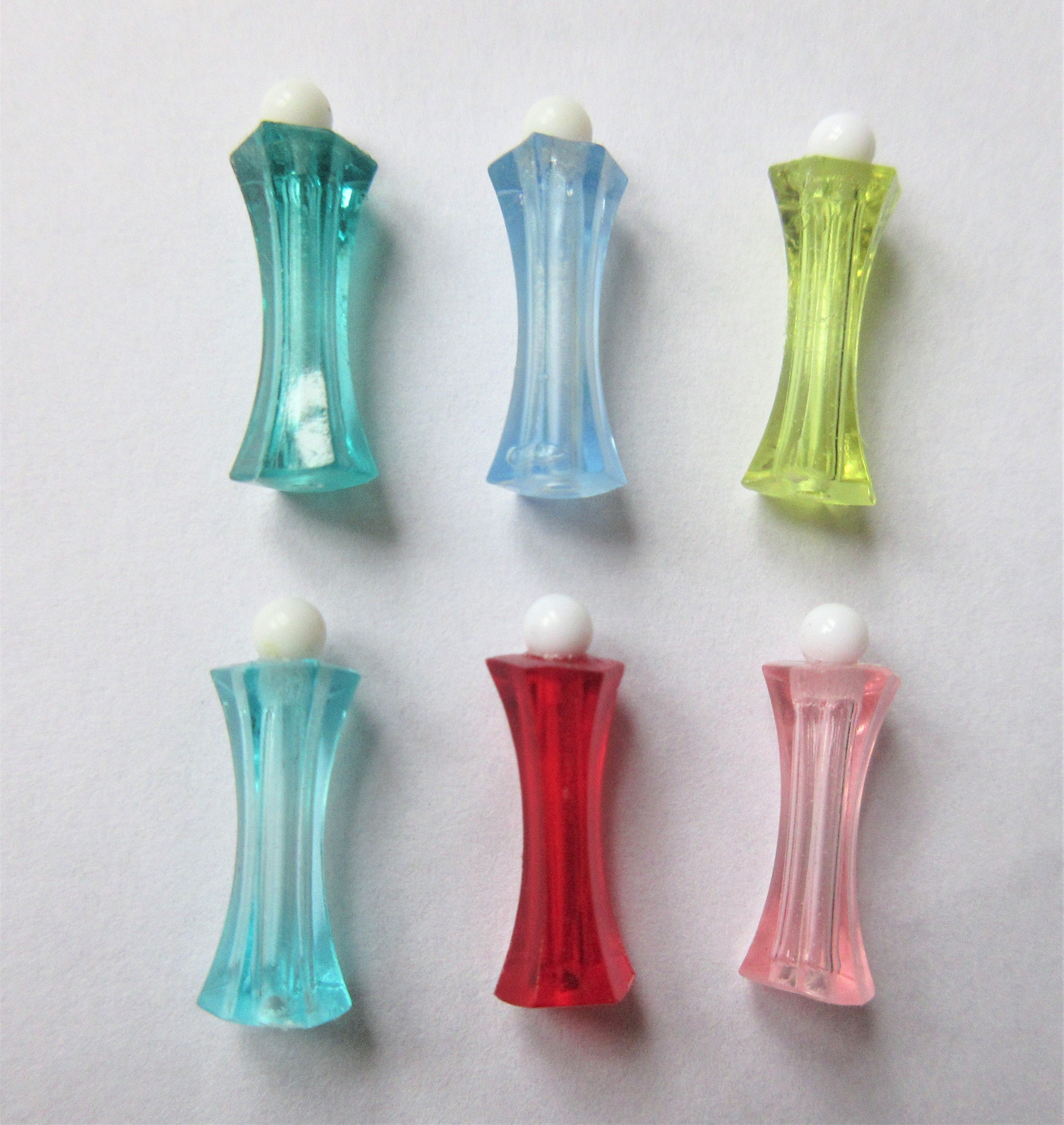 Parfumeflaske, plast 6 farver pris er pr. stk.